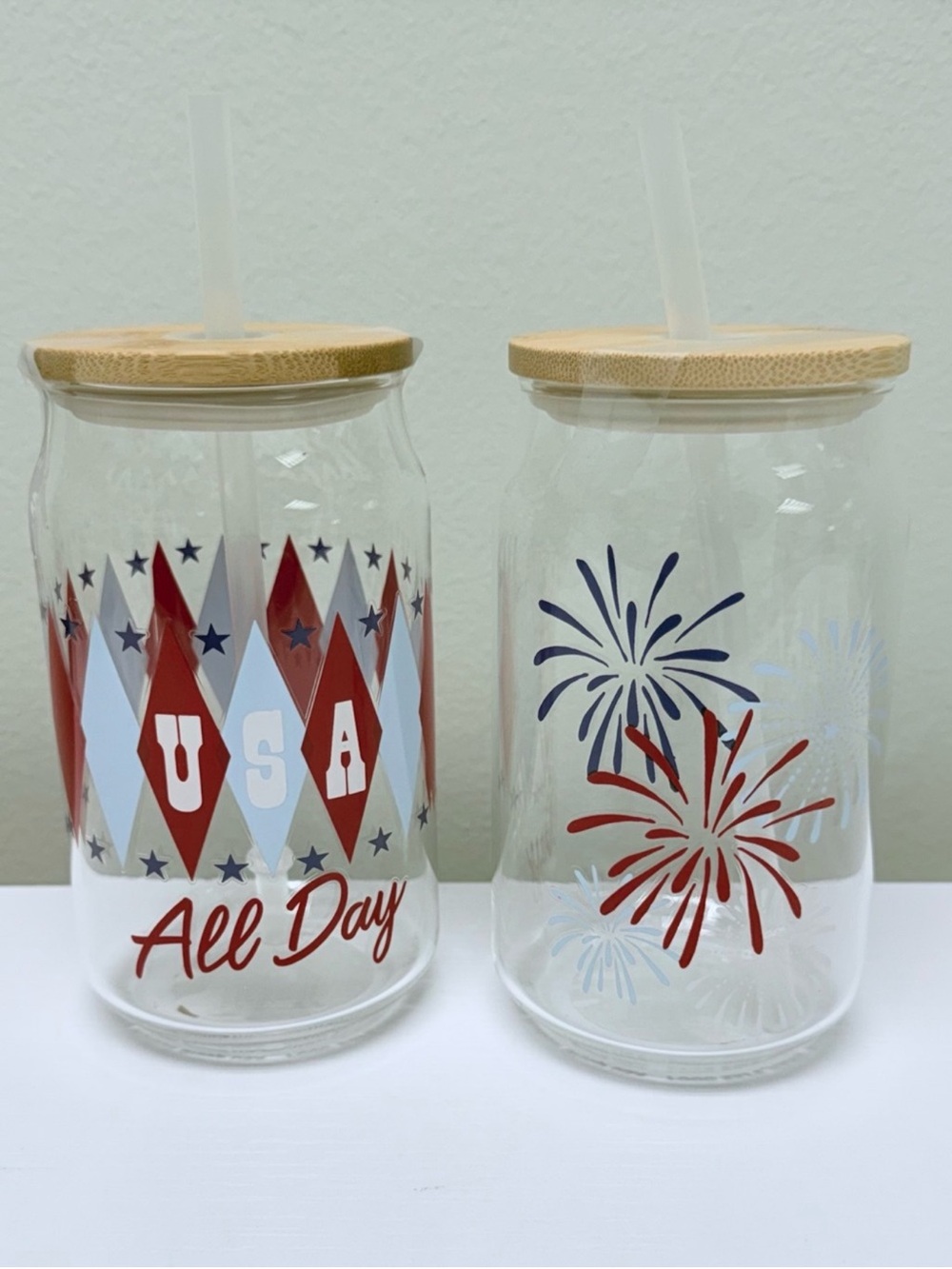 Set of 2 Patriotic Glass Tumblers with Bamboo Lid & Straws- Red White Blue